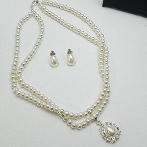 Faux Pearl & Rhinestone 16" Necklace & Earrings
